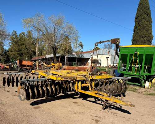 Desencontrada Agrometal de 48 Platos Reparado de Chacra