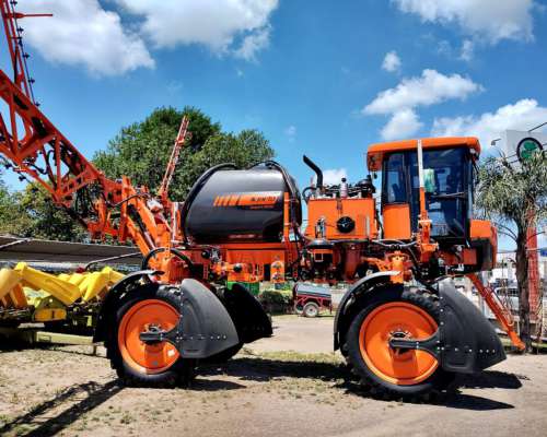 Pulverizador Jacto Uniport 2530 Autopropulsado