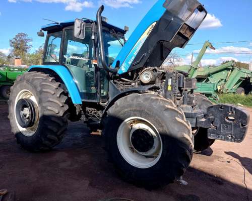 Tractor New Holland Tm135e año 2009 con 6000 Horas