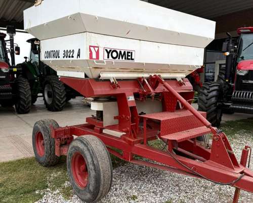 Fertilizadora Yomel Control RD3022