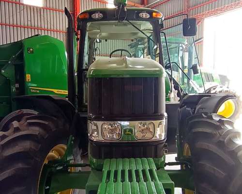 John Deere 6150j con Duales y Piloto Automático Original
