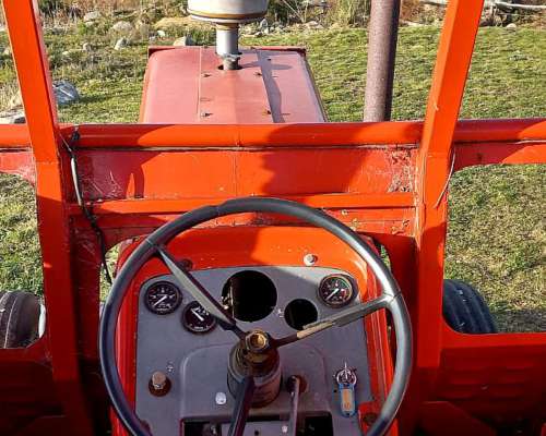 Massey Ferguson 1095, con Desmalezadora de Arrastre de 1,5 M