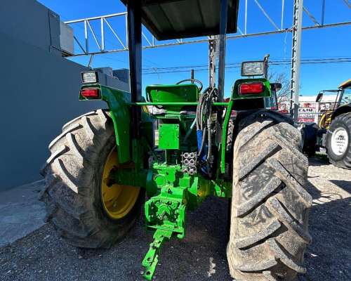 Tractor John Deere 3530 – Restaurado a Nuevo