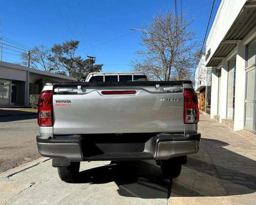 Toyota Hilux C/simple 2.4 TDI 4X4 0km MY2025 Orio Hnos
