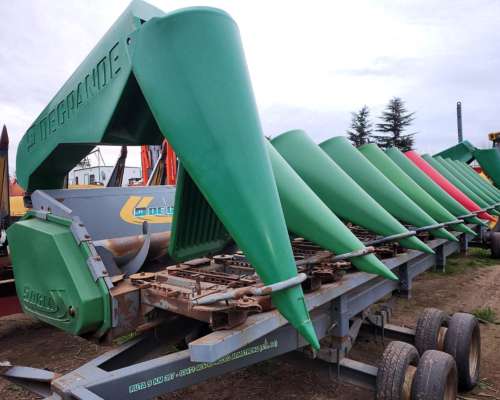 Cabezal Maicero de Grande de 12 Surcos a 70