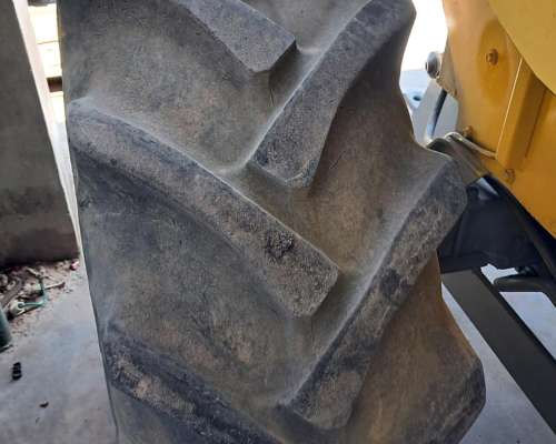 Tractor Pauny 180 D/t, Motor MWM o HS, Caja 12x 12, 2015