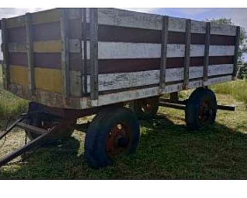 Acoplado Playo 2 Ejes Vuelta Entera sin Marca Usado.