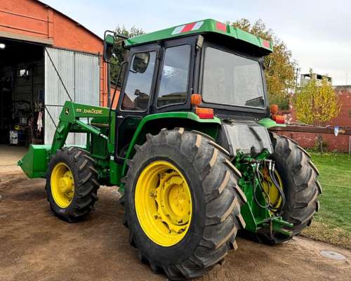 Tractor John Deere 5600 con Pala Original