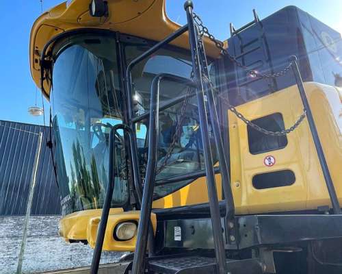 Cosechadora New Holland CR8.90 - Usada - año 2017