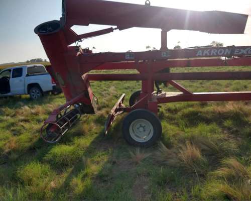 Extractora Hidraulica de Granos Akron EXG 300
