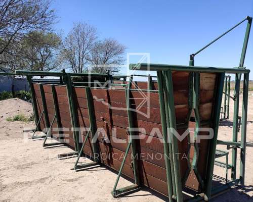 Manga con Casilla de Operar Reforzada de Caño y Madera