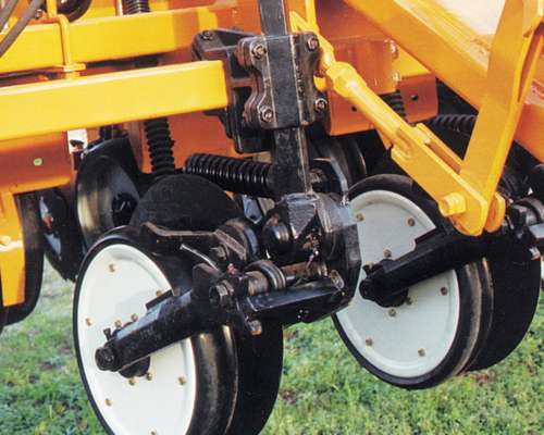 Sembradora Cele Neuma 7000