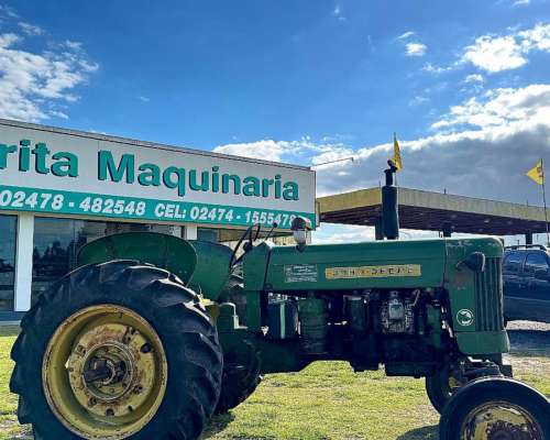 Tractor John Deere 445 con TDF