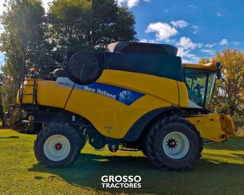 Cosechadora New Holland CR 9060, 30 Pies, 2008
