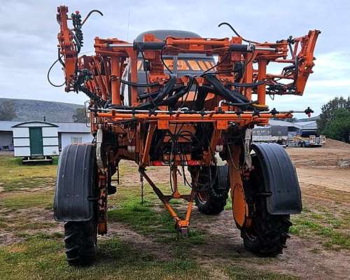 Pulverizadora Jacto Uniport 2500
