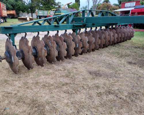 Rastra Tiro Excentrico Pesado de 40 Platos Echa Nueva