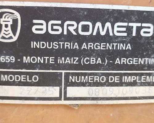 Sembradora Agrometal TX Mega de 22 a 35 cm Neumático