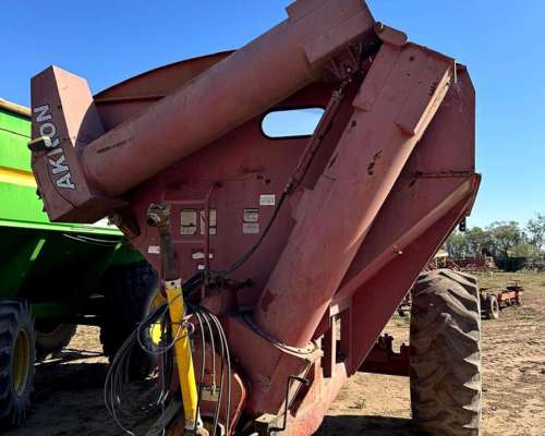 Tolva Akron 14 TN Autodescargable con Balanza