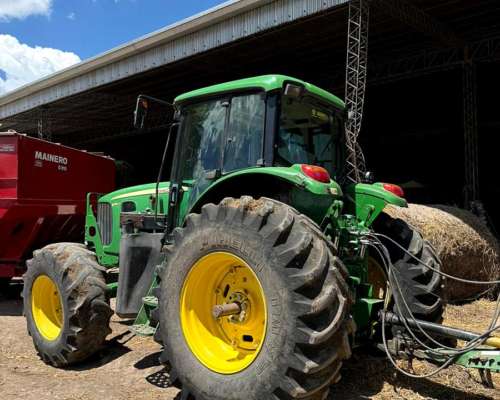 Tractor John Deere 6145j
