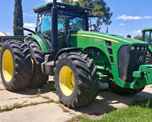 Tractor John Deere 8320r - 2011