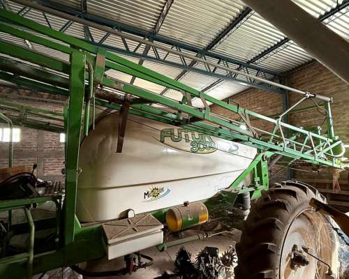 Pulverizador de Arrastre Metalfor Futur 3000 con 18 Metros