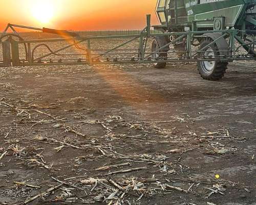 Pulverizador Metalfor 2750, año 1997, 6.800 Horas de Motor,