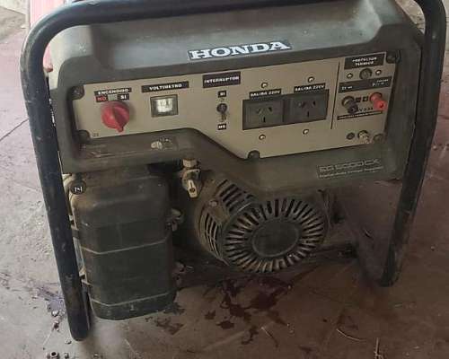 Grupo Electrógeno Honda EG 5000 CX