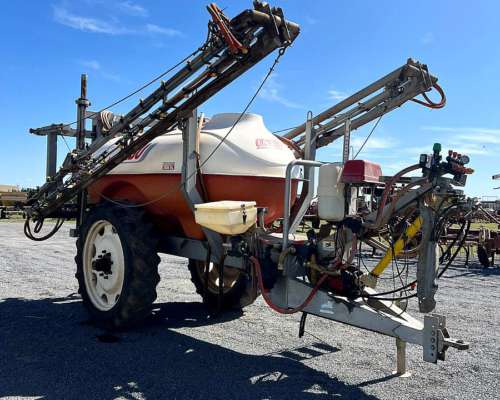 Pulverizador Ombu PA 3000.de 3000 Lts de Capacidad