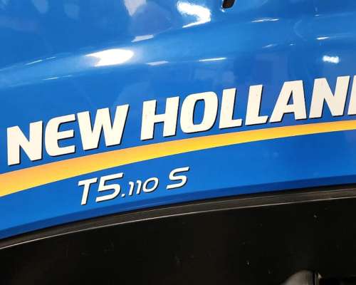 38 - Tractor New Holland T5.110.s. Usado
