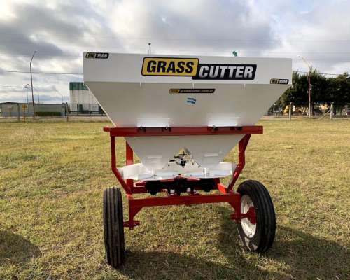 Fertilizadora Grass-cutter MB 1500 Arrastre