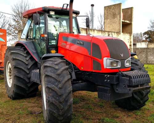 Valtra BH 185 I,año 2009 con 6.400 Horas ( 200 HP)
