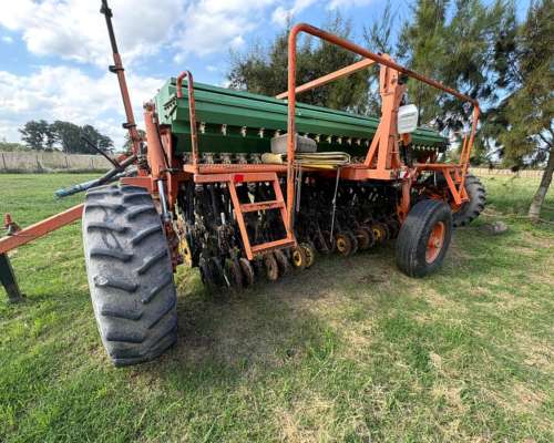 Sembradora Dumaire 710 Grano Fino de 25 a 19 cm
