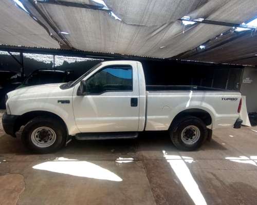Ford F-100 3.9 TDI XL Plus 2006 Diesel $23.999.000 369.000km