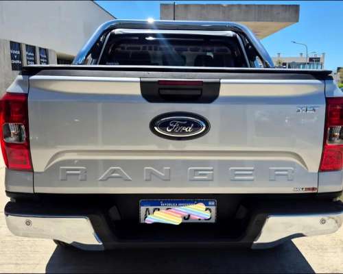 Vendo Ford Ranger XLT 2023 4X2 Solo 13000 km Nuevisima