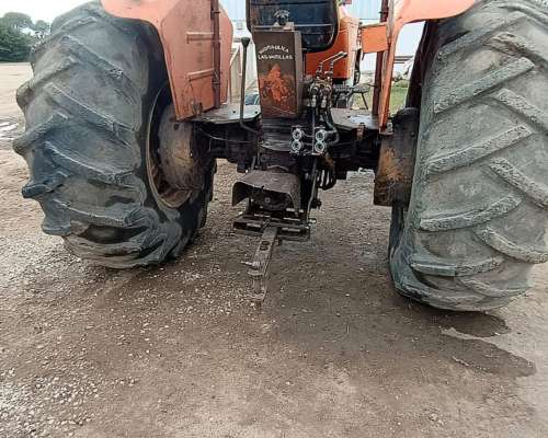 Tractor Fiat 900, sin Cabina, año 1978, 115 HP, Hidraulico.