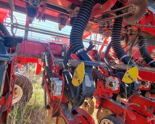 Sembradora Apache 27000 de 16 a 52 de 2 Modulos con Matermac