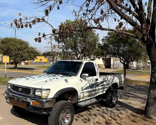 Toyota Hilux SR5 4X4 1994