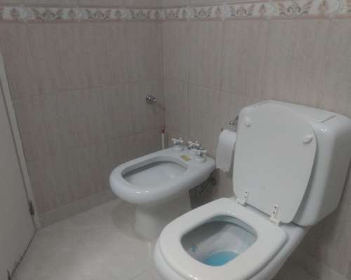 Se Vende Excelente Casa Céntrica Amoblada