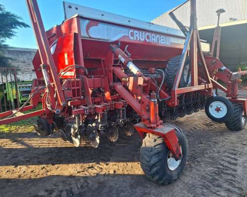Sembradora Marca Crucianelli, Modelo Pionera 2520, Doble FER