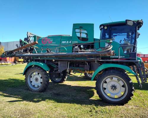 Praba AR 3.4 - 4x2, de 3.400 Lts.