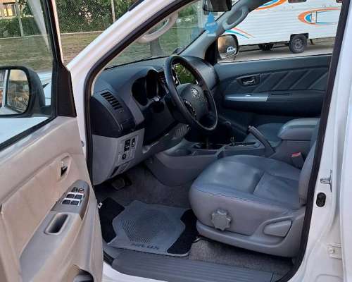 Toyota Hilux 2011 - SRV Automatica