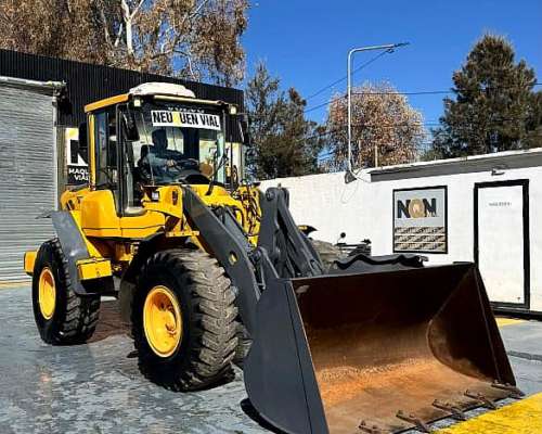 Pala Cargadora Volvo Usada NO Caterpillar 924 938 Nqnmaq