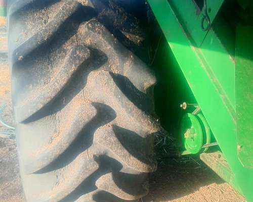 Cosechadora John Deere 9600, año 1996, Doble Traccion