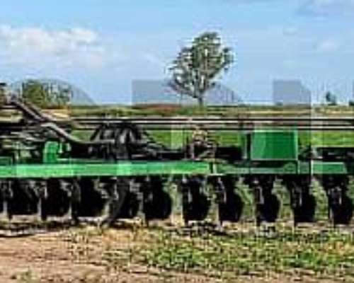 John Deere DB 83. año 2016. 48 a 52,5. 16 Cortes por Sección