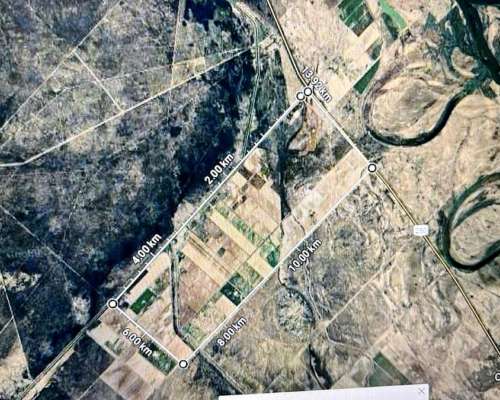Campo en Venta con Canales de Riego.