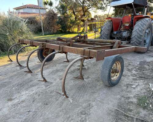 Cincel Corti de 9 Puas, con Rejas en Buen Estado.