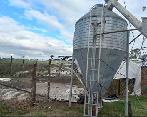 Silo Metálico de 2.500 Kg