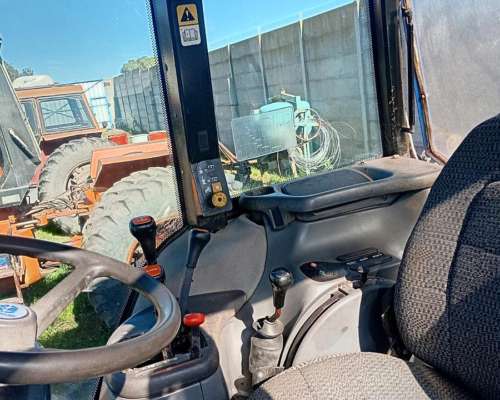 Tractor New Holland TS120 Mod. 2004