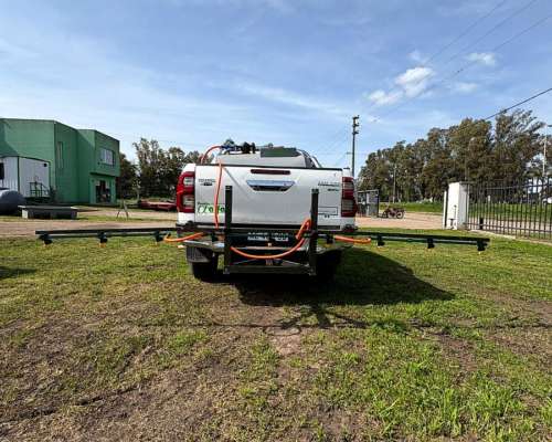 Pulverizador 240 Lts. con Lanza y Barra