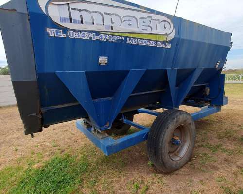 7 - Mixer Horizontal 8m Impagro con Balanza. Usado